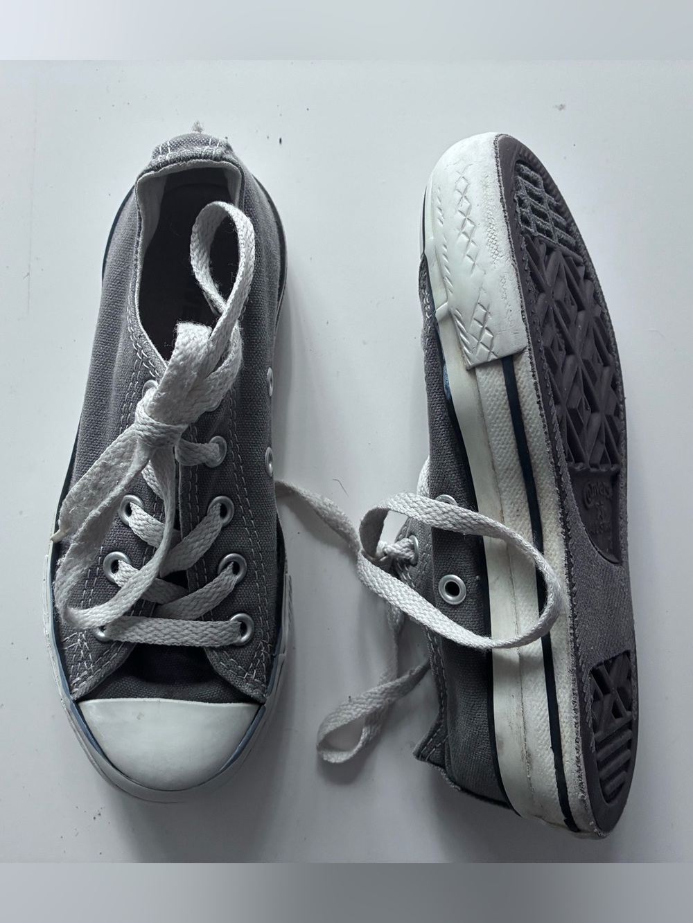 Converse Kids Gray Canvas Lace-Up Sneakers with White Accents size 12